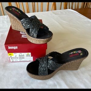 Bongo Drama sandals, size 11